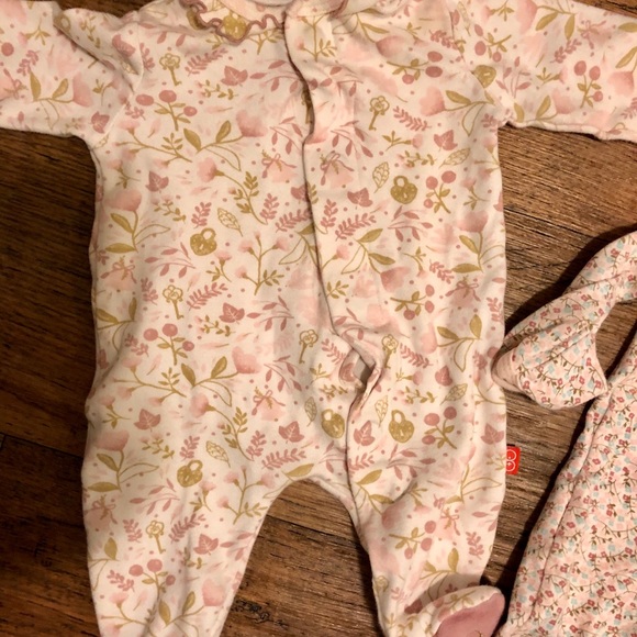 Magnetic me coveralls - Picture 2 of 4